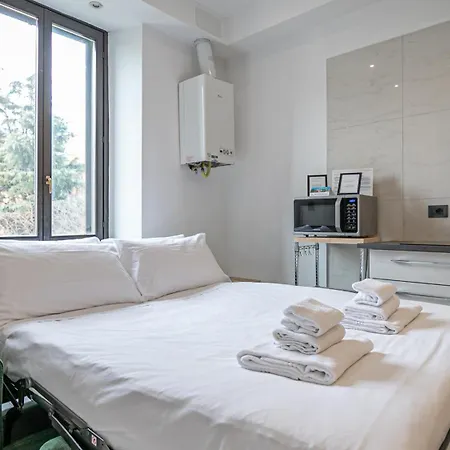 Gramsci 607 Apartment